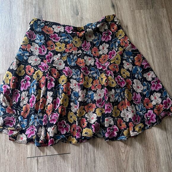 NWT Lauren Ralph Lauren Floral Crinkle Georgette skirt size 4P Romantic Feminine - Picture 4 of 14